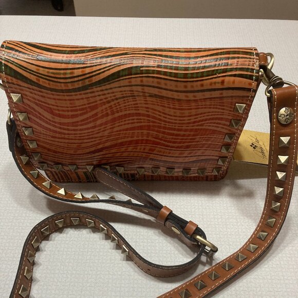 NWT Patricia Nash Hermosa Leather Crossbody in Wavy Stripes and Studs - Picture 1 of 12